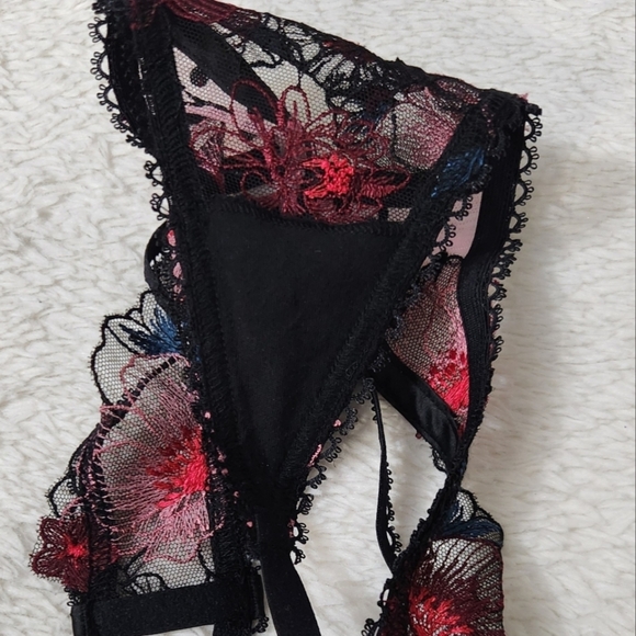New!For Love and Lemons Zinnia Embroidered Thong Panty - Picture 11 of 12